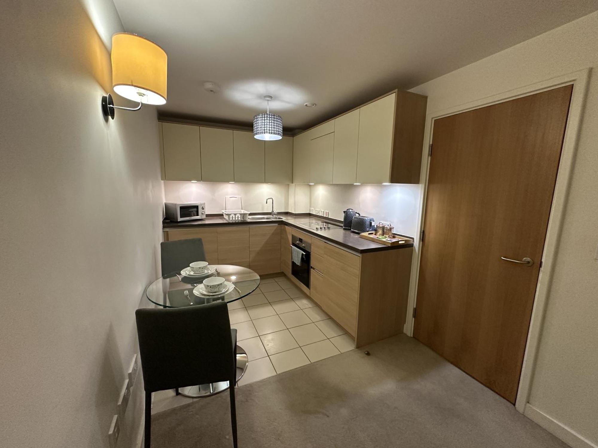 One Bedroom Next To Wembley Staduim Apartamento
